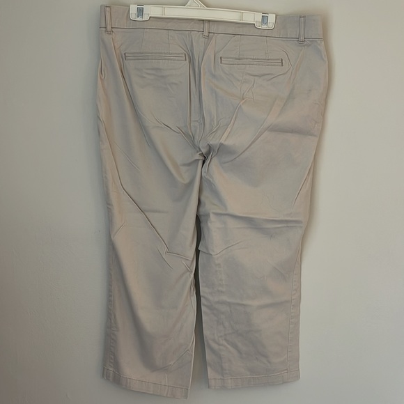 Khaki capri pants 14W - Picture 5 of 7
